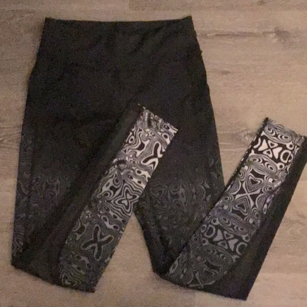 L/XL hombre, LEGGINGS WITH MESH insert this brand (fits like a small)